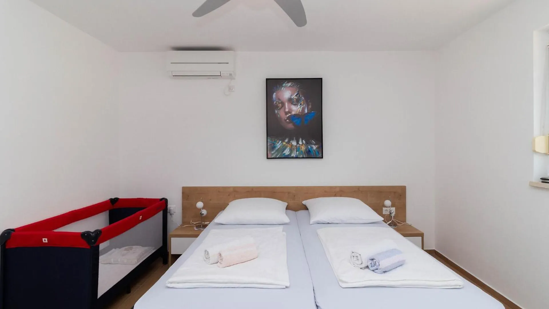 1 Bedroom Cozy Apartment In Starigrad Starigrad Paklenica