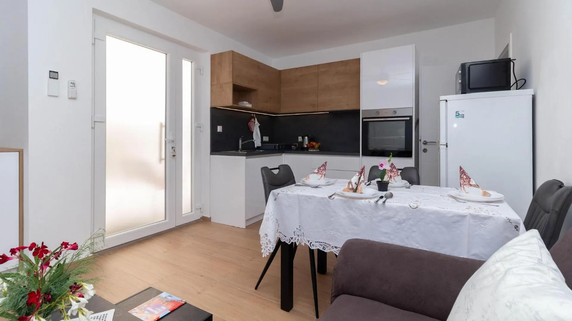 1 Bedroom Cozy Apartment In Starigrad 0*, Starigrad Paklenica Chorvatsko